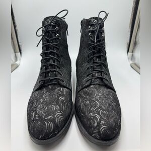 G Comfort Embossed Leather Ankle Boots Black 39